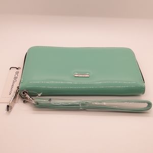 BCBGeneration Allison Wallet/Wristlet NWT